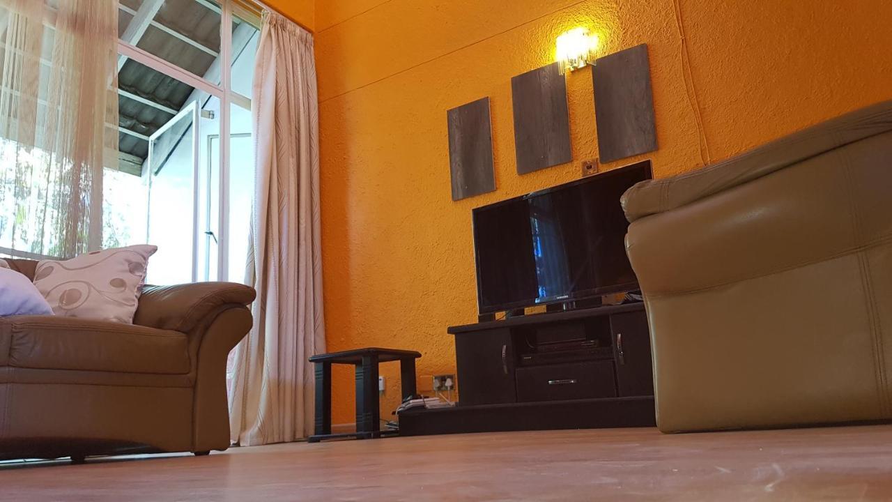 Lolo'S 1Bed Apt-Best Location-2Balconies Harare Luaran gambar